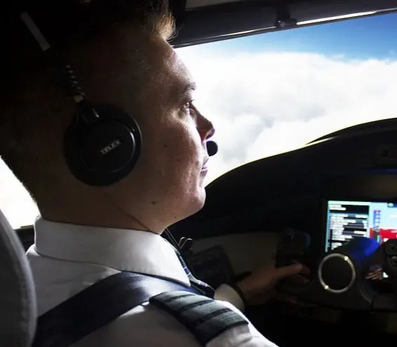 Professionelle Headsets für deutsche Piloten und Flugschulen.